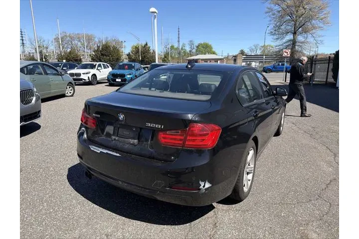 $12943 : BMW 3 Series 2015 AWD 328i x image 8