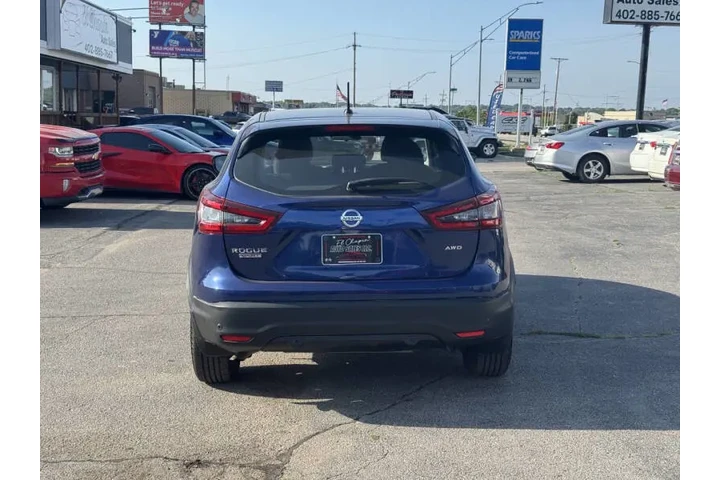 $14850 : 2020 Rogue Sport S image 4