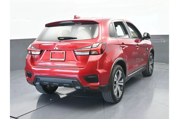 $9899 : Mitsubishi Outlander Sport 2 image 5