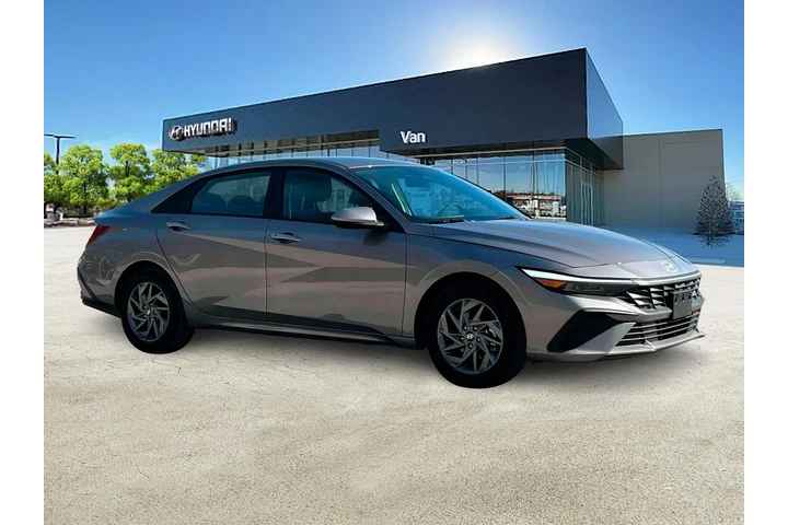 $16999 : Hyundai ELANTRA 2024 SEL 4dr image 10