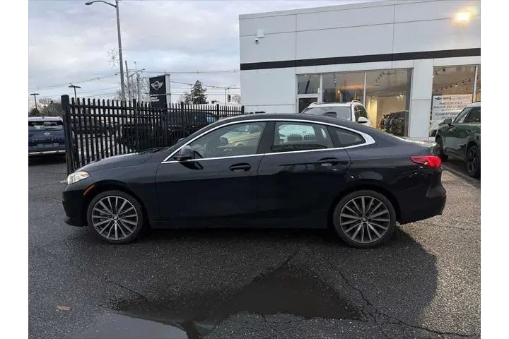 $30943 : BMW 2 Series 2023 AWD 228i x image 3