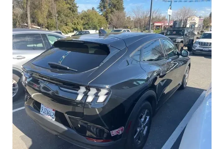 $27988 : Ford Mustang Mach-E 2023 Sel image 4