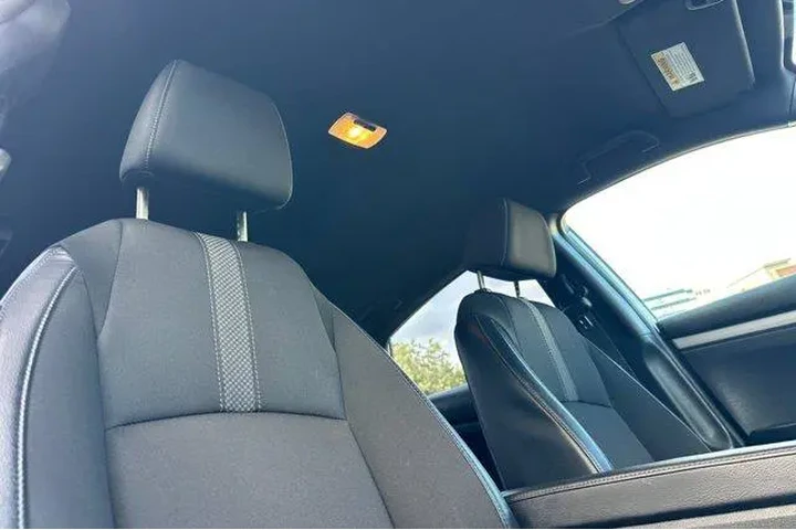 $19300 : Honda Civic 2020 Sport 4dr S image 4