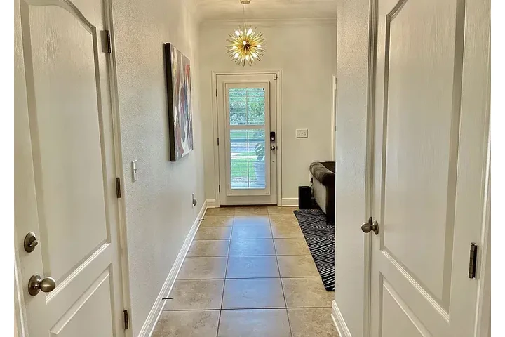 $2250 : HOUSE RENT IN TAMPA FLORIDA ! image 10