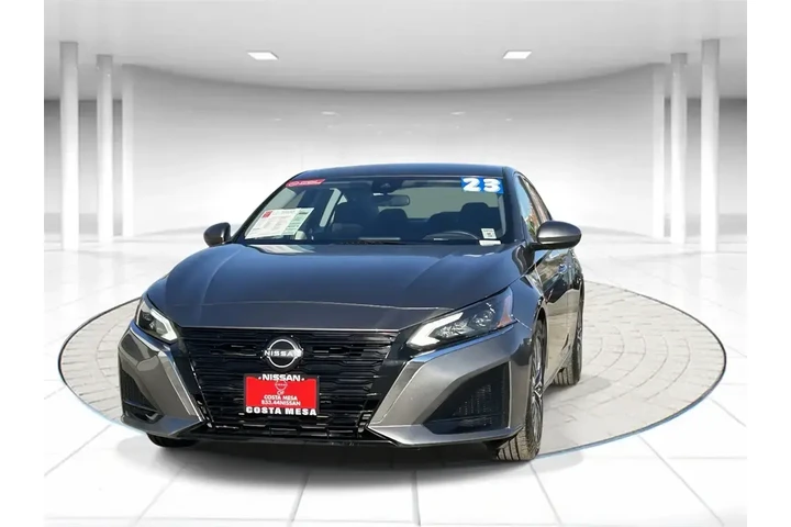 $17033 : Nissan Altima 2023 2.5 SV 4d image 6