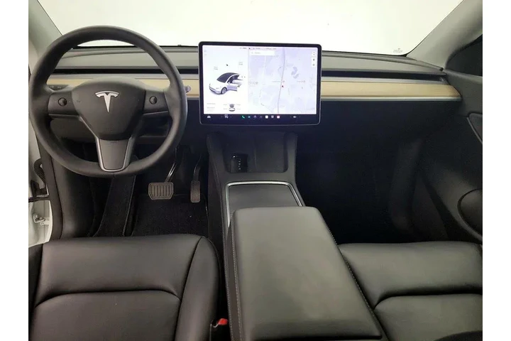 $26998 : Tesla Model Y 2021 AWD Long image 7