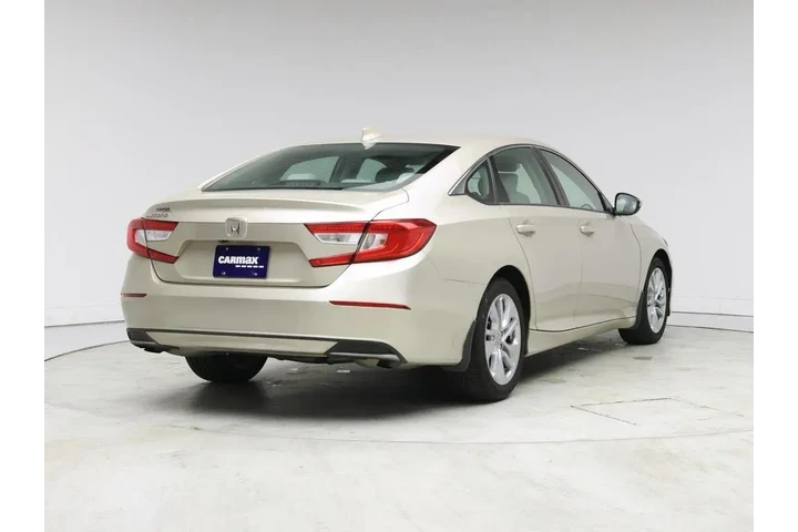 $17998 : Honda Accord 2018 LX 4dr Sed image 8