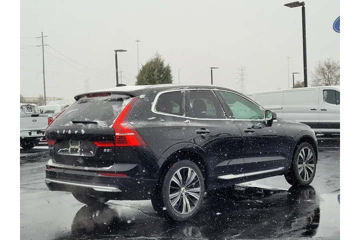 $28871 : Volvo XC60 2022 AWD B5 Inscr image 4