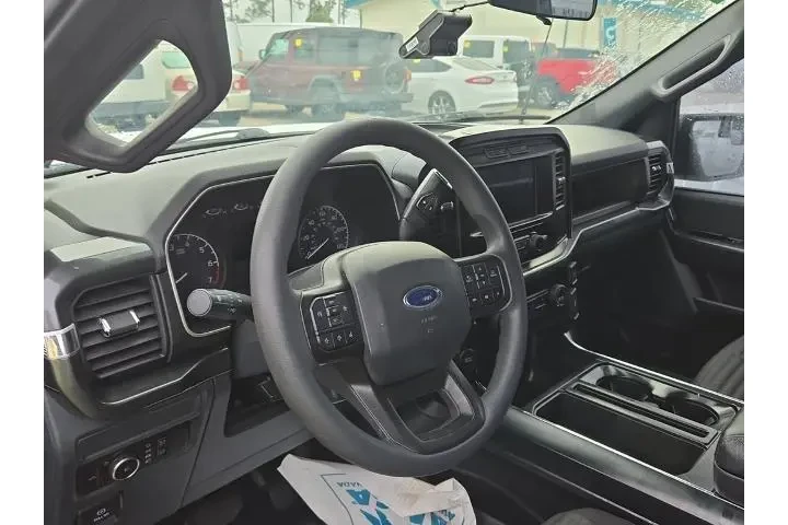 $25290 : Ford F-150 2023 4x2 XL 4dr S image 4