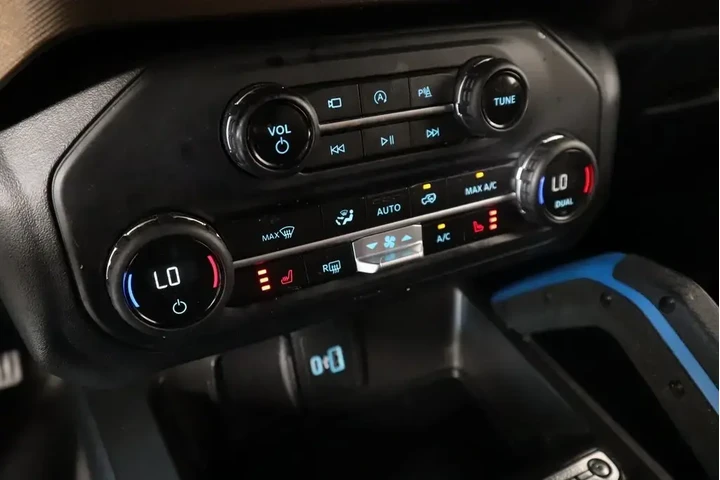 $38966 : Ford Bronco 2023 4x4 Outer B image 8