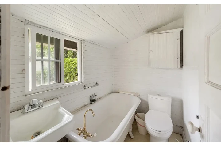 $2000 : MOVE IN NOW🌠Huntington Park📞 image 2