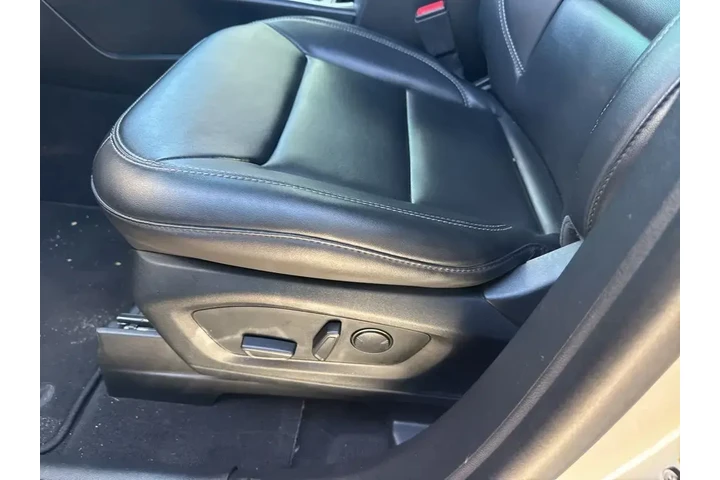 $25000 : Ford Explorer 2022 XLT 4dr S image 9