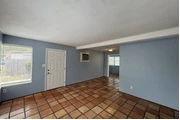 $900 : Single modern stainless home thumbnail