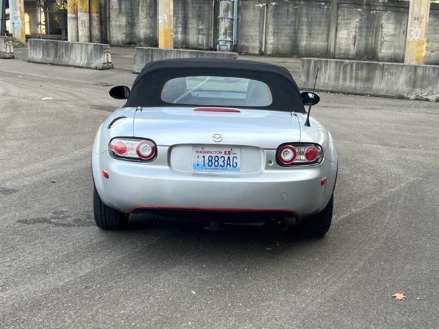 $10988 : 2006 MX-5 Miata Touring image 7