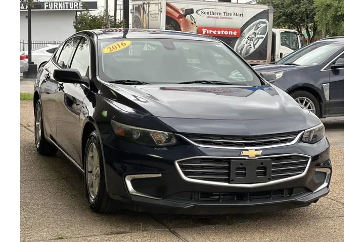 $14999 : 2016 Malibu LS image 4