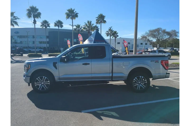 $37990 : Ford F-150 2023 4x4 XL 4dr S image 7