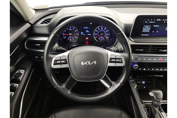 $27998 : Kia Telluride 2022 S 4dr SUV image 10