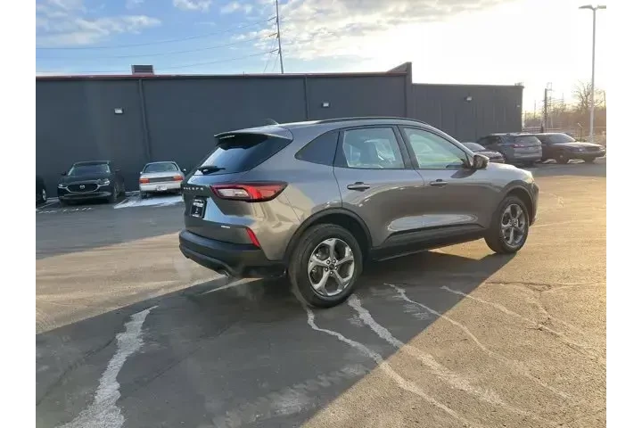$29980 : Ford Escape 2025 AWD ST-Line image 7