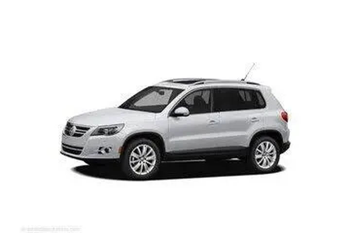 $8995 : Volkswagen Tiguan 2011 AWD S image 1