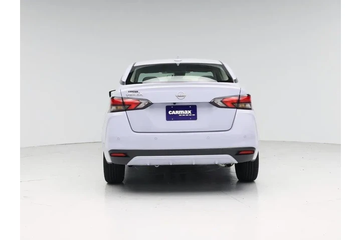 $18998 : Nissan Versa 2025 SV 4dr Sed image 6