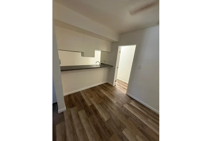$1100 : Apartamento Disponible image 6