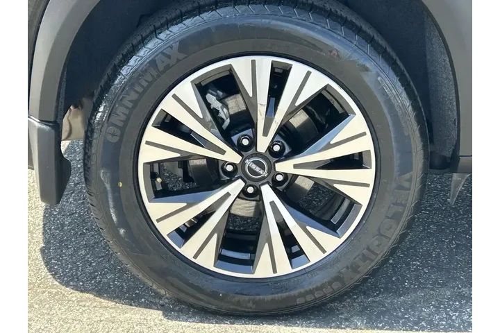 $20995 : Nissan Rogue 2023 SV 4dr Cro image 7