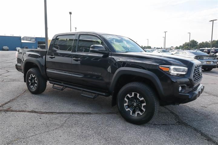 $40988 : 2023 Tacoma 4WD TRD Off Road image 3