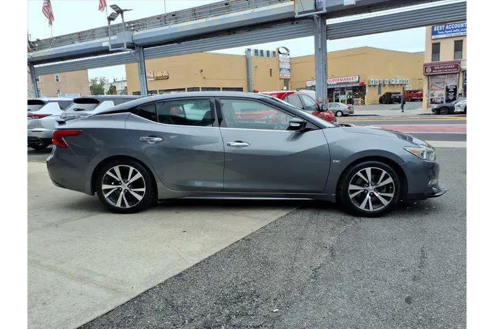 $13799 : Nissan Maxima 2017 3.5 SV 4d image 8
