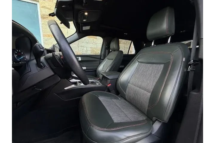 $27995 : Ford Explorer 2022 AWD Timbe image 6