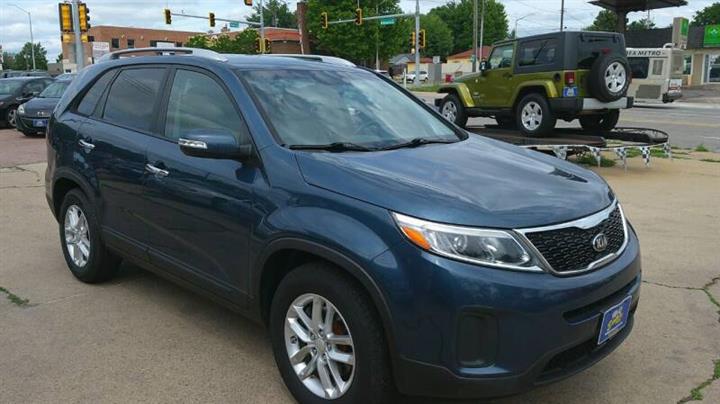 $7999 : 2014 Sorento LX image 6