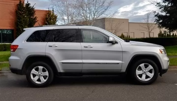 $7000 : 2013 Jeep Grand Cherokee Lader image 3