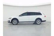 $17998 : Volkswagen Golf Alltrack 201 thumbnail