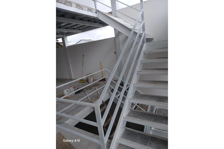 Ecmultiservicios image 4