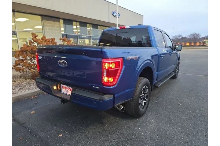 $38990 : Ford F-150 2022 4x4 XLT 4dr image 2