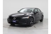 $23998 : Volvo S60 2024 B5 Plus Dark thumbnail