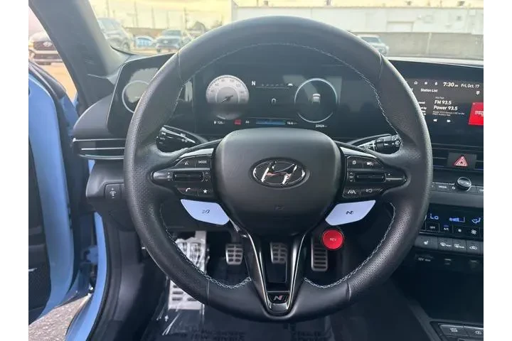 $27999 : Hyundai ELANTRA N 2023 4dr S image 7