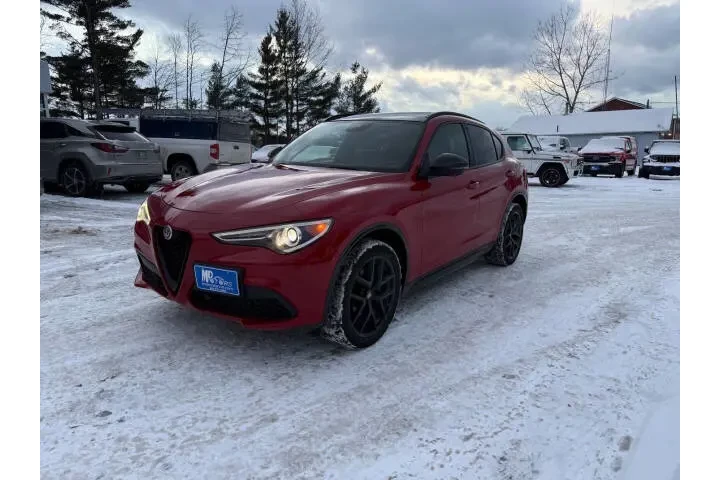$24999 : 2021 Alfa Romeo Stelvio image 2