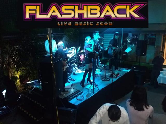 Flashback 70's, 80's en vivo image 4