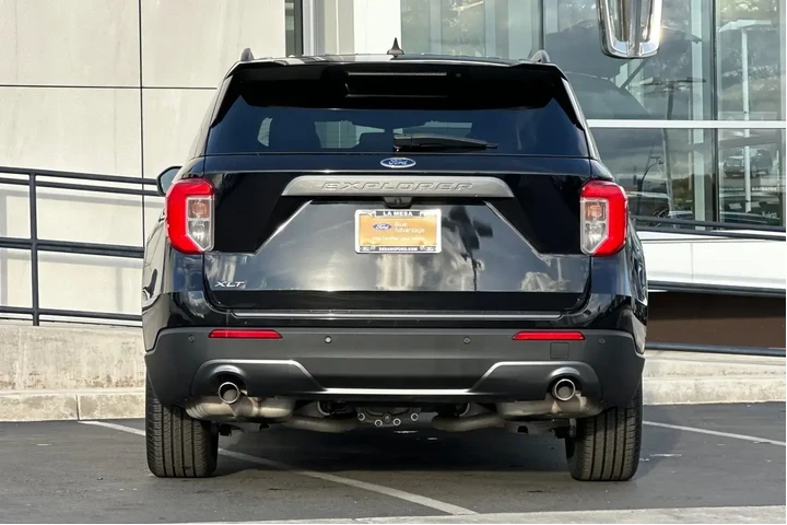 $27700 : Ford Explorer 2022 XLT 4dr S image 4