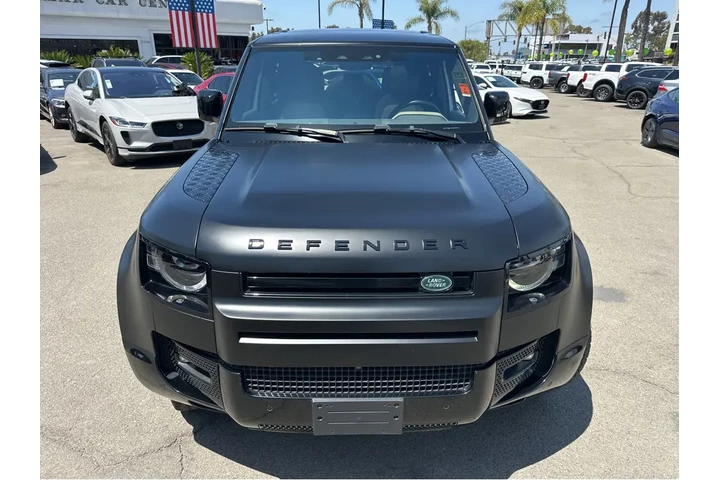 $55997 : 2022 Defender X-Dynamic HSE image 3