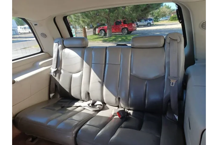 $3995 : 2005 Escalade image 9