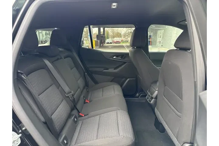 $27950 : Chevrolet Equinox 2025 4x4 L image 8