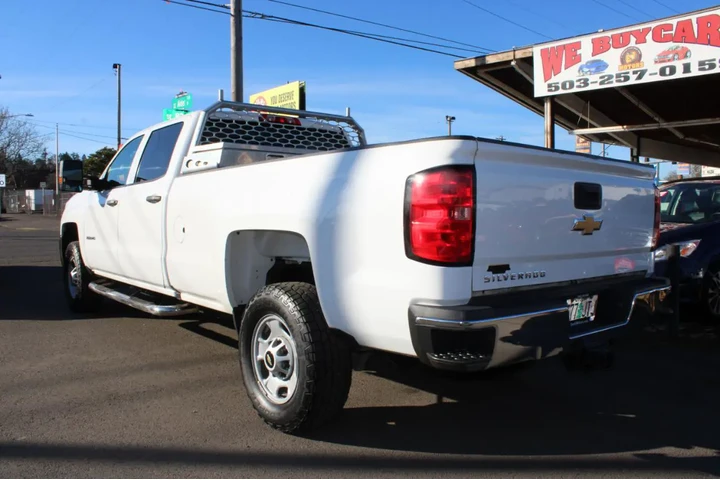 $18995 : 2016 Silverado 2500HD 2WD Cre image 4