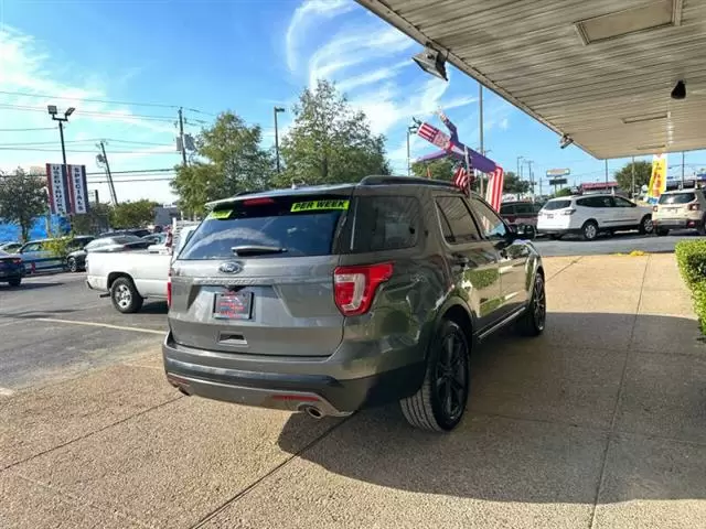 $15999 : 2017 Explorer XLT image 9