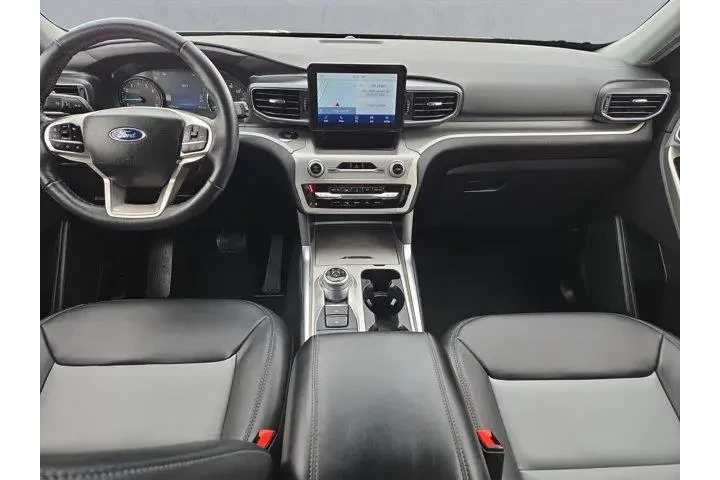 $25995 : Ford Explorer 2022 AWD XLT 4 image 9