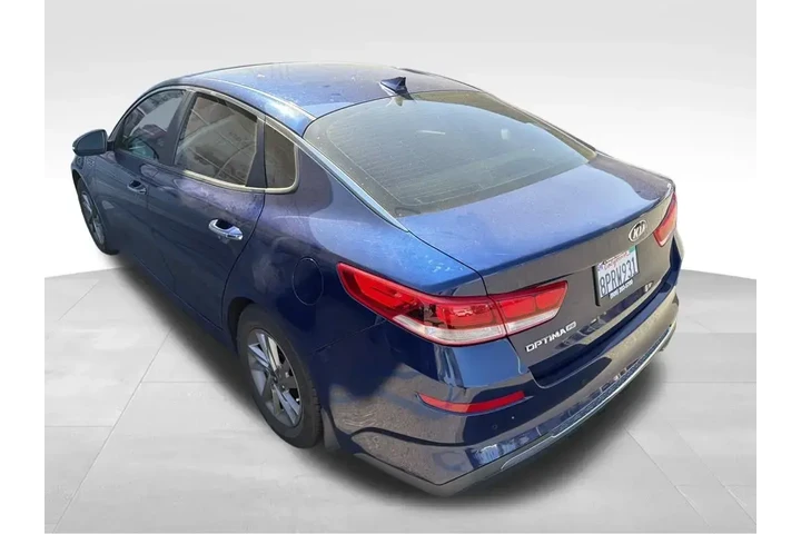 $13561 : Kia Optima 2020 S 4dr Sedan image 6