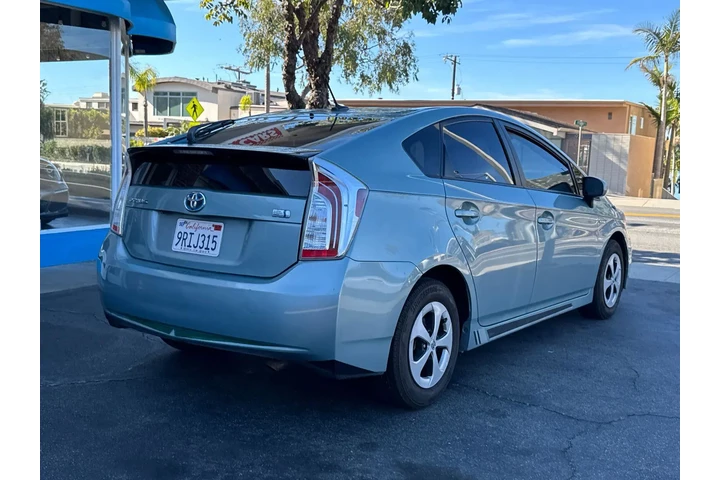 $8995 : Toyota Prius 2014 Four 4dr H image 9