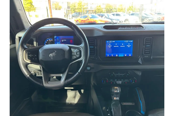 2022 Bronco Black Diamond image 8