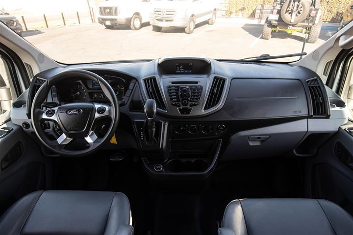 2019 Transit Van image 9