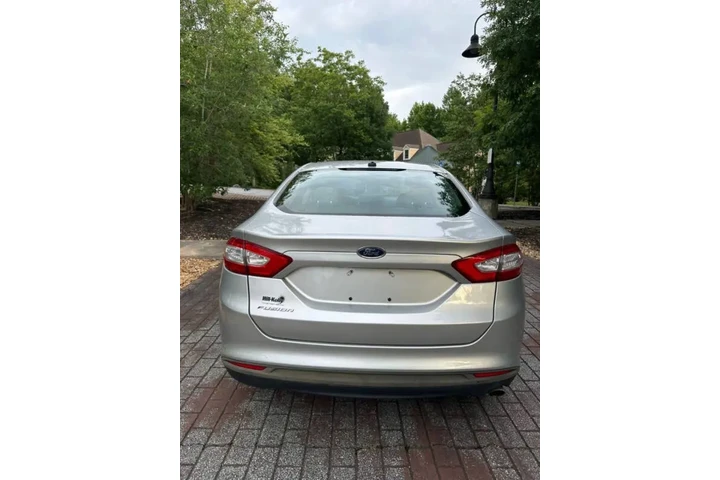 $4000 : 2013 Fusion S image 10